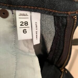 Curvy Skinny ladies Jeans - Dark Indigo Blue